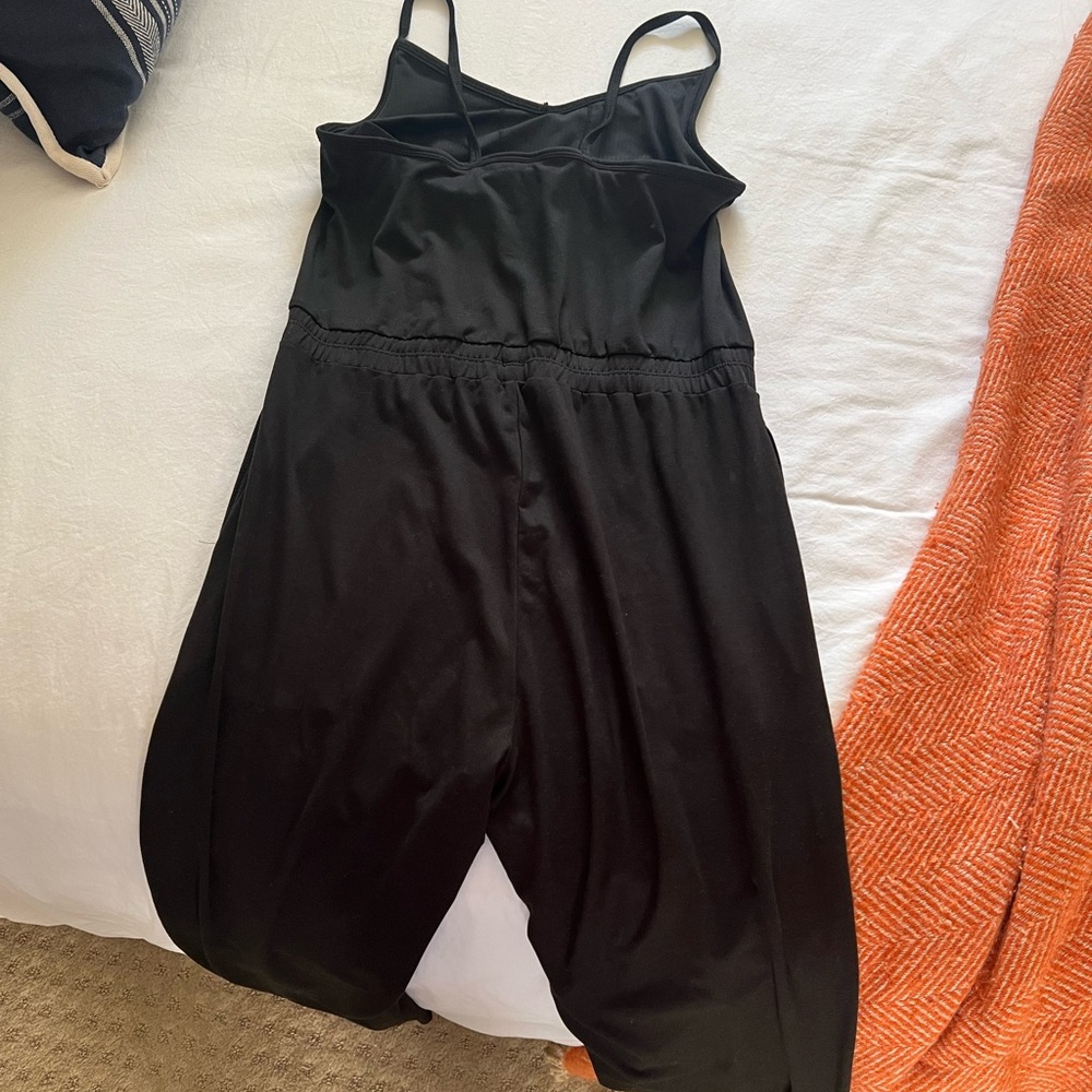 Vuori Black Sleeveless Jumpsuit - Picture 6 of 7